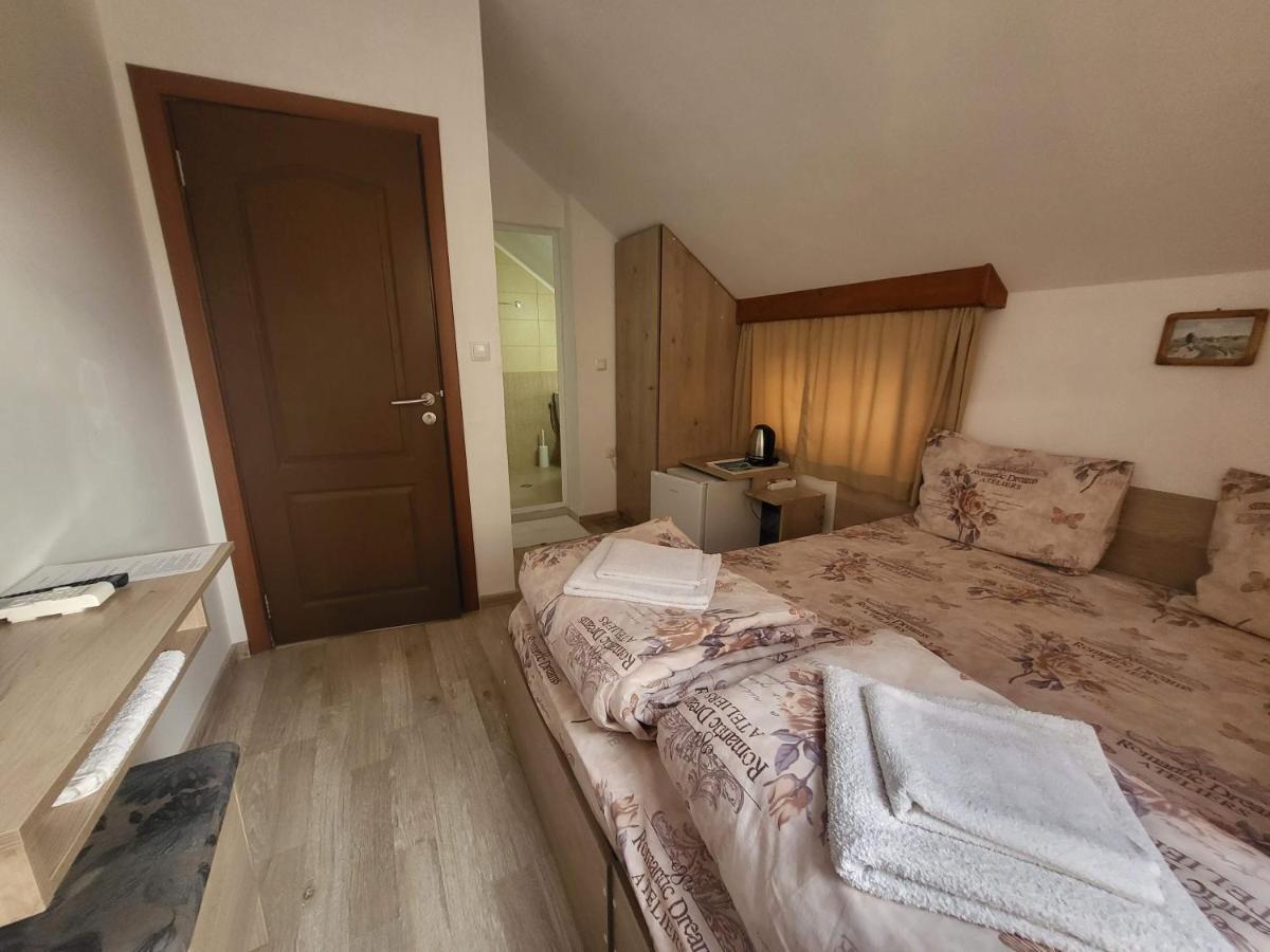 Guest Rooms Kostovi Nesebar Exterior foto